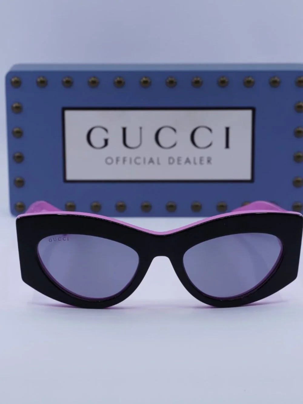 Gucci GG1843S 005 Cat Eye Sunglasses - Black/Fuchsia / Grey
